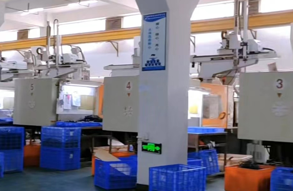 �|ݸ�pɫע��